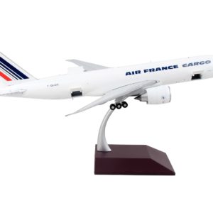 Boeing 777F Commercial Aircraft "Air France Cargo" White with Striped Tail "Gemini 200 - Interactive" Series 1/200 Diecast Model Airplane by GeminiJets