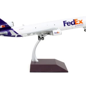 McDonnell Douglas MD-11F Commercial Aircraft "Federal Express" White with Purple Tail "Interactive Series" 1/200 Diecast Model Airplane by GeminiJets