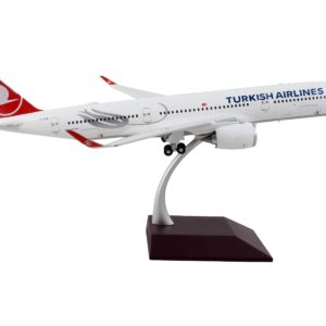 Airbus A350-900 Commercial Aircraft "Turkish Airlines" White with Red Tail "Gemini 200" Series 1/200 Diecast Model Airplane by GeminiJets