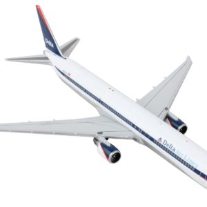 Boeing 767-400ER Commercial Aircraft "Delta Airlines - Interim Livery" White with Blue Stripes 1/400 Diecast Model Airplane by GeminiJets