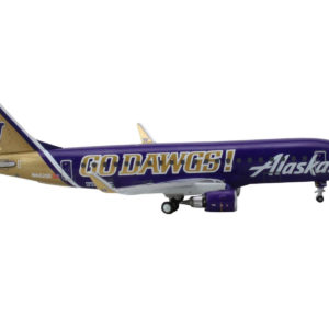 Embraer ERJ-175 Commercial Aircraft "Alaska Airlines - Horizon Air - University of Washington Huskies" (N662QX) Purple with Gold Tail 1/400 Diecast Model Airplane by GeminiJets