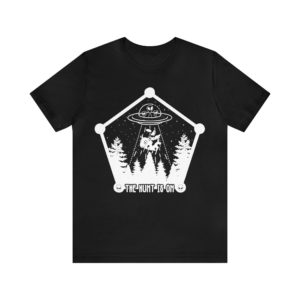 Black - 2XL - The Hunt is On Unisex Cotton T-Shirt