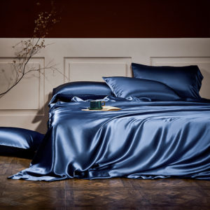 Pattern: Blue, Size: 200x230-Flat sheet, Specification:  - 25 Pound Silk Four Piece Set Of Silk